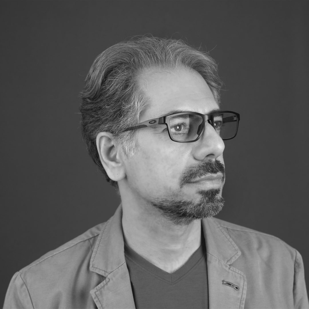 Pouya Jahanshahi_b&w_bio-min